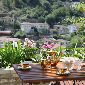 Hani I Xheblatit Maison d'hôtes Berat