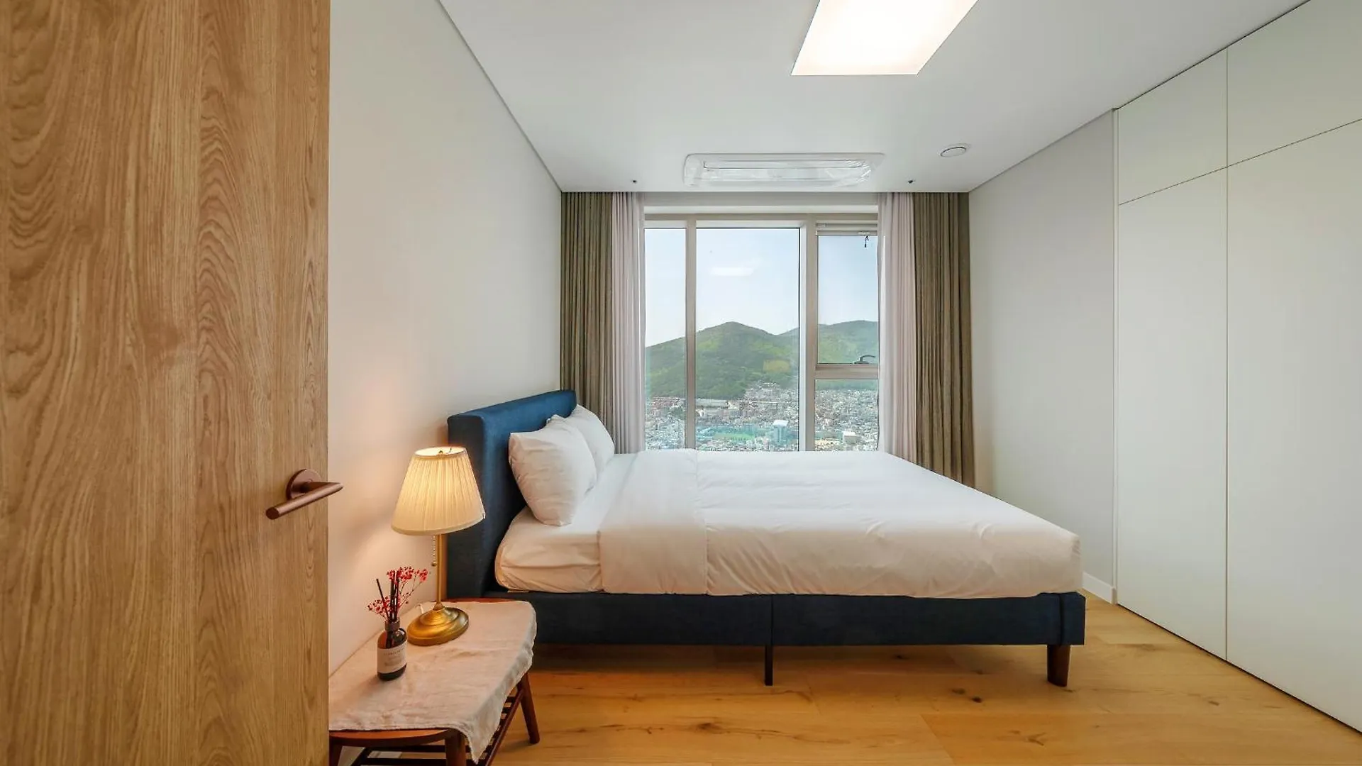 Busan Station Booking The Bay 4*,