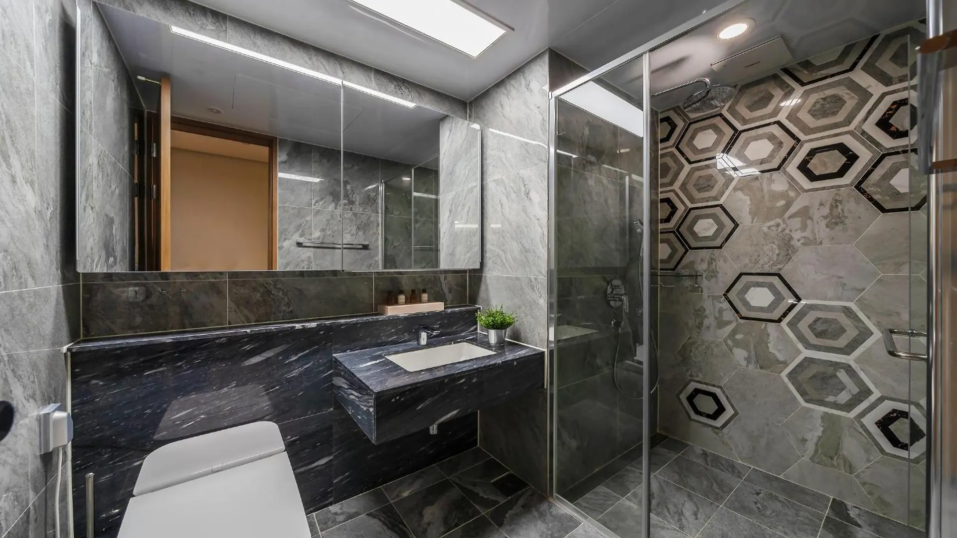 Busan Station Booking The Bay 韩国