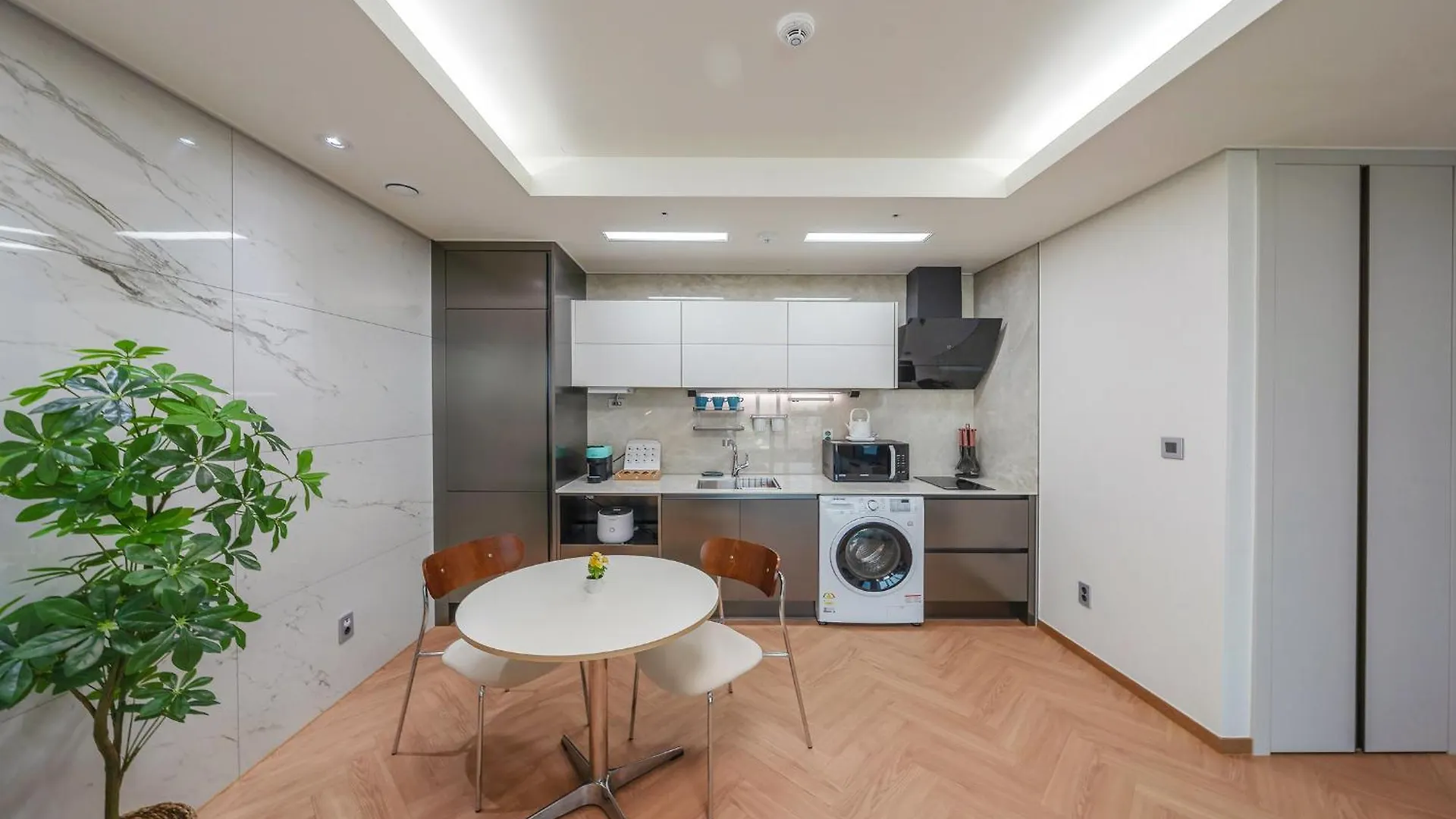 Busan Station Booking The Bay